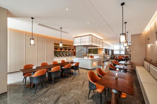 Restaurant, MEHOOD LESTIE Hotel（Xi'an GLP I-Park, Epang Palace South Metro Station Branch） in City West
