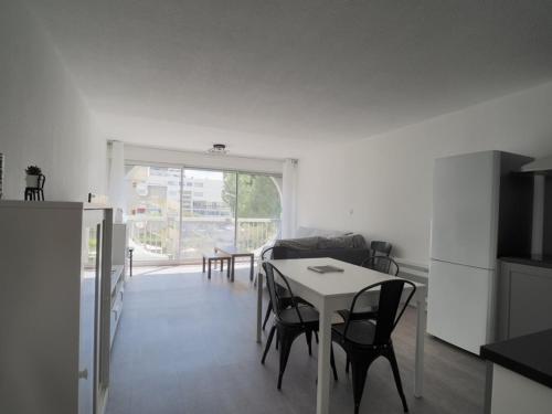 Appartement centre-ville, parking - 6 pers. - FR-1-874-32