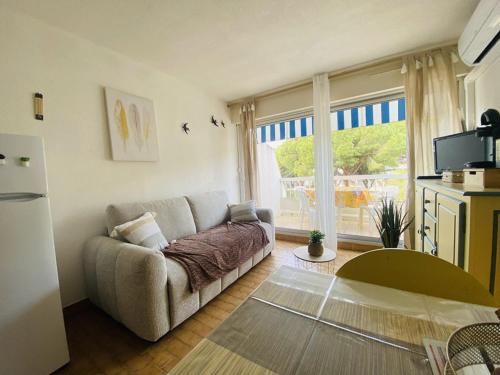 Studio cabine avec clim, parking - 2 pers. - FR-1-874-84