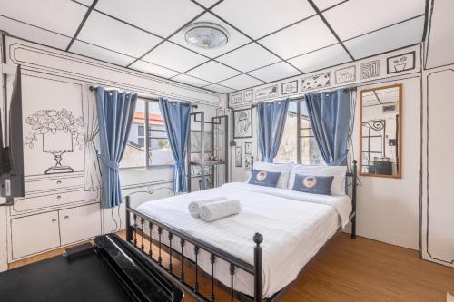room detail thumbnail 1