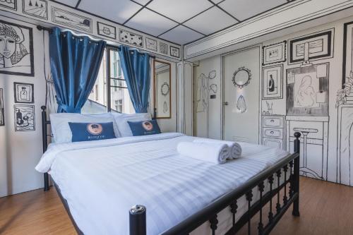 room detail thumbnail 0