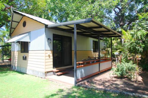 Balcony/terrace, Ivanhoe Village Caravan Resort in Kununurra