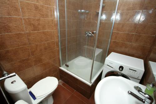 Pechersk Apartment in Kiev Center - image 4