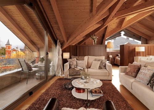  Apartamentos la Torreta del Llac in Puigcerdà