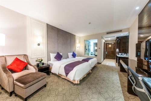 1 queen bed
