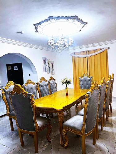Vickkesnat Luxury Homes in Kasoa