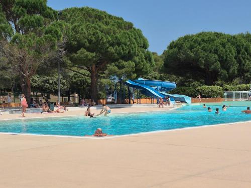 Mobil home 4 personnes - Frejus - Dans grand domaine in Le Bonfin