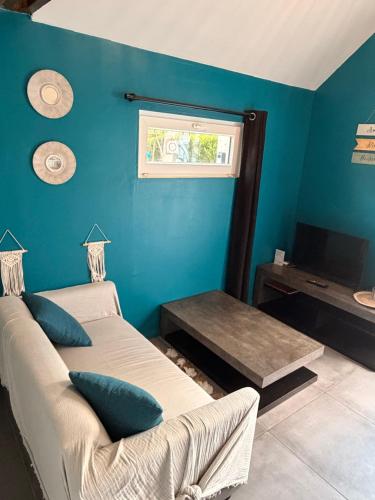 Studio avec grand jardin + parking in Seraincourt