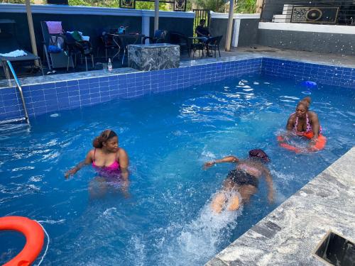 Dejuks Hotel & Resort Serviced Apartments in อะคูร์