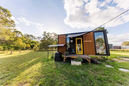 Kalmya Farm Retreat by Tiny Away in Nanango