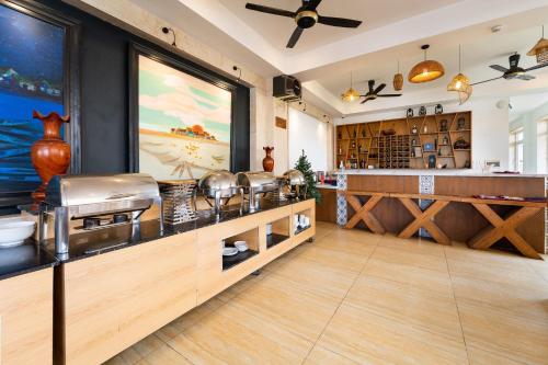 Restaurant, Sunday Lotus Garden Resort By The Sea Mui Ne in Phan Thiet