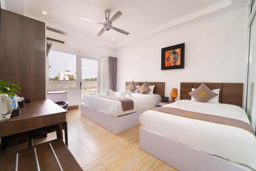 room detail thumbnail 0