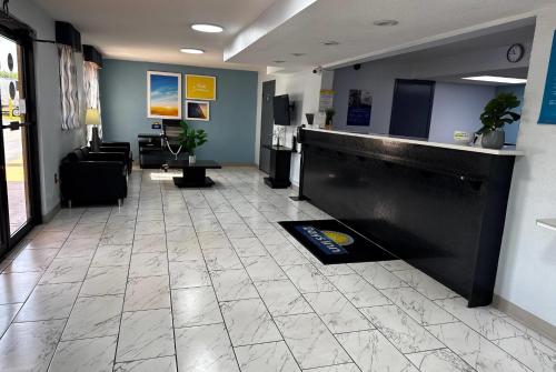 Αίθουσα υποδοχής, Days Inn By Wyndham Lake City I-10 in Λέικ Σίτυ(Φλόριντα)