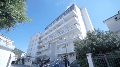 Apartments Jovana V in Budva