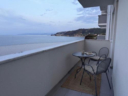 Apkārtne, Venesia Otel in Yeşilyalı