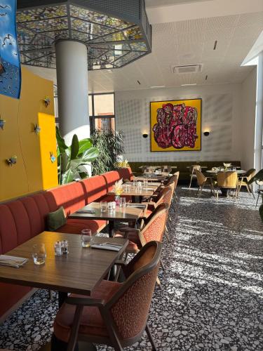 Étterem, Dali Hôtel Montauban (Dali Hotel Montauban) in Montauban Városközpont