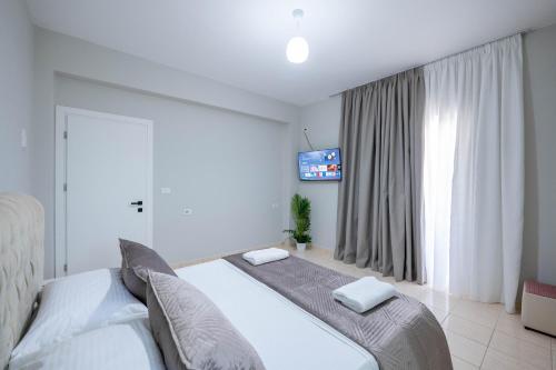Hotel Alex – Ksamil, OR