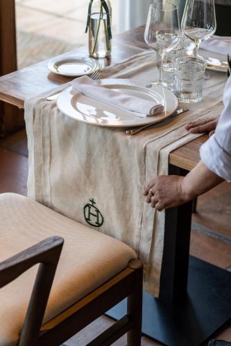 Hacienda Zorita Wine Hotel - Small Luxury Hotels in Valverdon