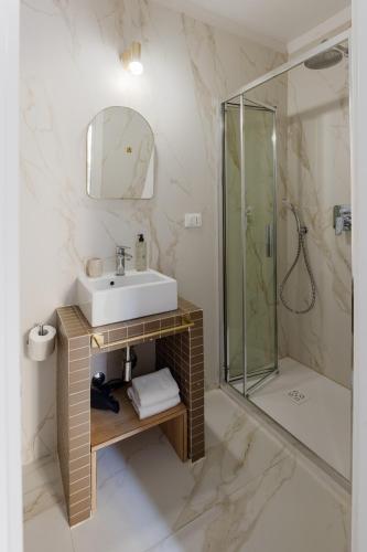 Suites by Chloe - image 12