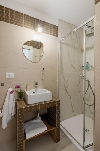 Suites by Chloe - image 13