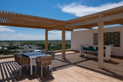 The Fives Oceanfront in Puerto Morelos, Mexico