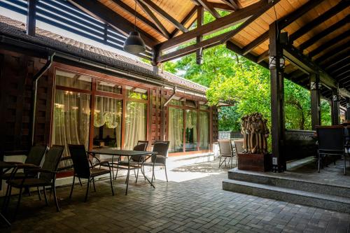 Vườn, Hotel Bellaria in Iasi
