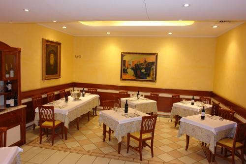 Hotel Sollievo - image 4