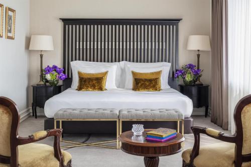 room detail thumbnail 0