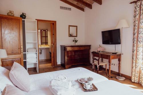 Book the Standard Double Room Standard Double Room (2 Adults)