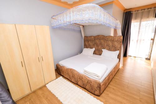 EL ROi KADOSHI MOTEL in Kyenjojo