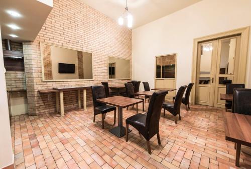 Lobby, SOUS44 in Józsefváros