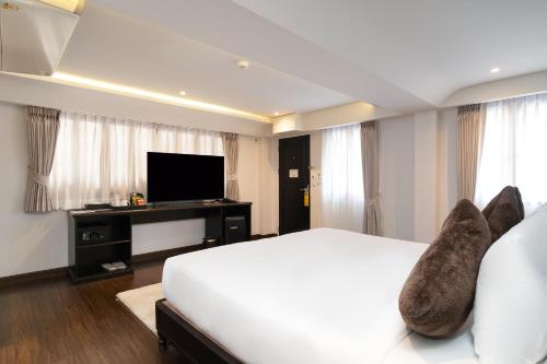 room detail thumbnail 0
