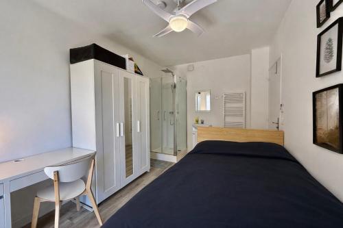 Chambre Juneau -Centre et Gare à pieds - Balcon - Pension de famille - Toulon