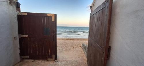 4 suites pé na areia Buzios – khách sạn tại Vịnh Formosa