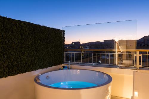 Malacosta Sky Suites - Private Rooftop Suites - MC Apartments Ibiza
