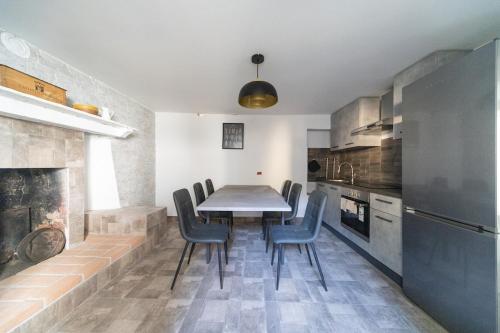 New Rustic Home on Lake Como, La casa del Borgo, Historic Village