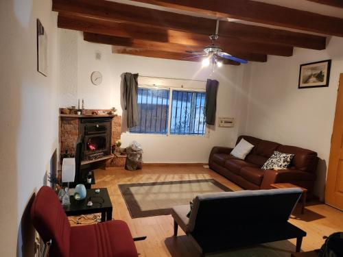 Traditional Spanish townhouse retreat in 塔貝爾諾