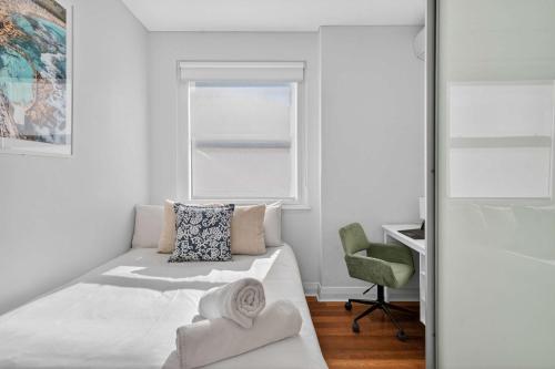 Bondi Surf Living opposite Bondi Beach - image 5