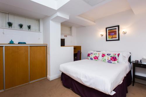 NELL GWYNN HOUSE - Hotel Style POD Room 63 Hotel de charme Albert Bridge