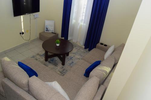 Misskathy urban stays thika in 锡卡