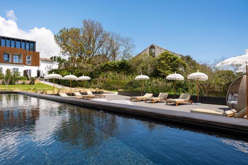 สระว่ายน้ำ, Senhora da Rosa, Tradition & Nature Hotel in เซาร็อก