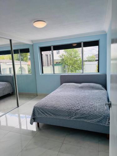 Quiet 3BR Home Walk to Ingleburn Station in South Western Sydney