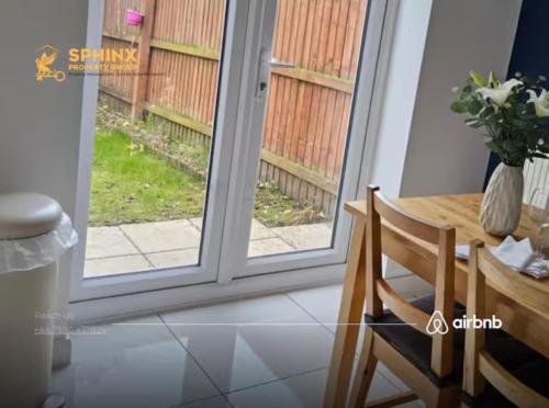 Létesítmények, Spacious 3BR Family Home Free Parking & WiFi in Northwich