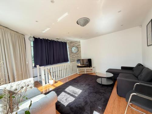 Nice Bell street 2 bedroom flat A, Londres
