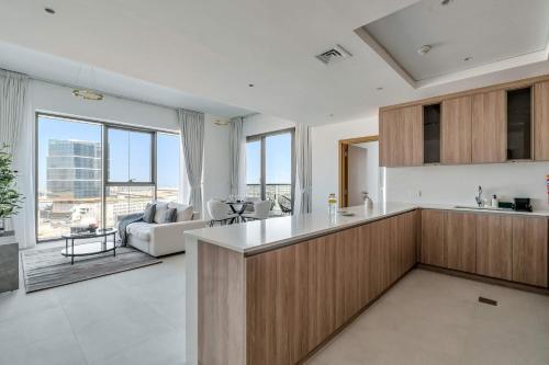 StayShort - Stunning 1 Bed in Maritime City that Sleeps 4! in Dubai Maritime City