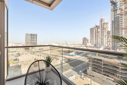 Free housekeeping visits during your stay - StayShort - Stunning 1 Bed in Maritime City that Sleeps  in Dubai Maritime City