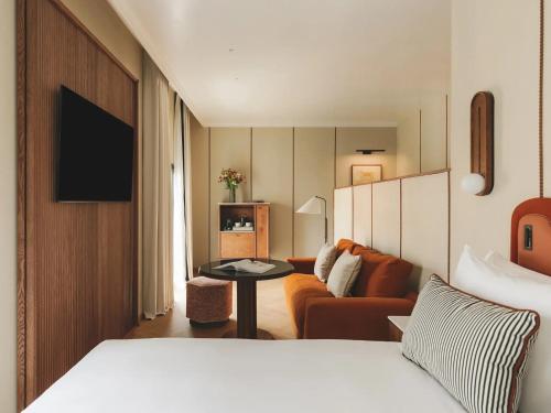 room detail thumbnail 0