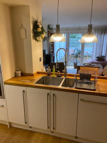 Moss Retreat Semi rural house with balcony and beautiful views Nr to Nantwich in Wybunbury
