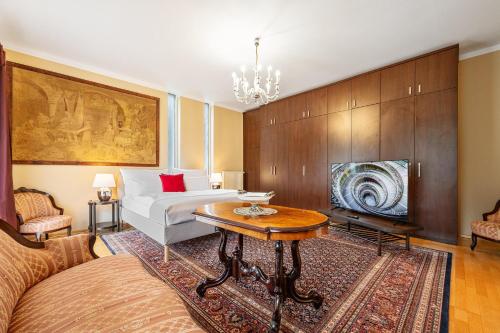 Hotel Antares - image 37