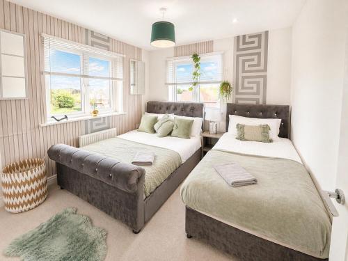 Maidstone Spacious Retreat - Hot Tub - Parking in Boughton Monchelsea